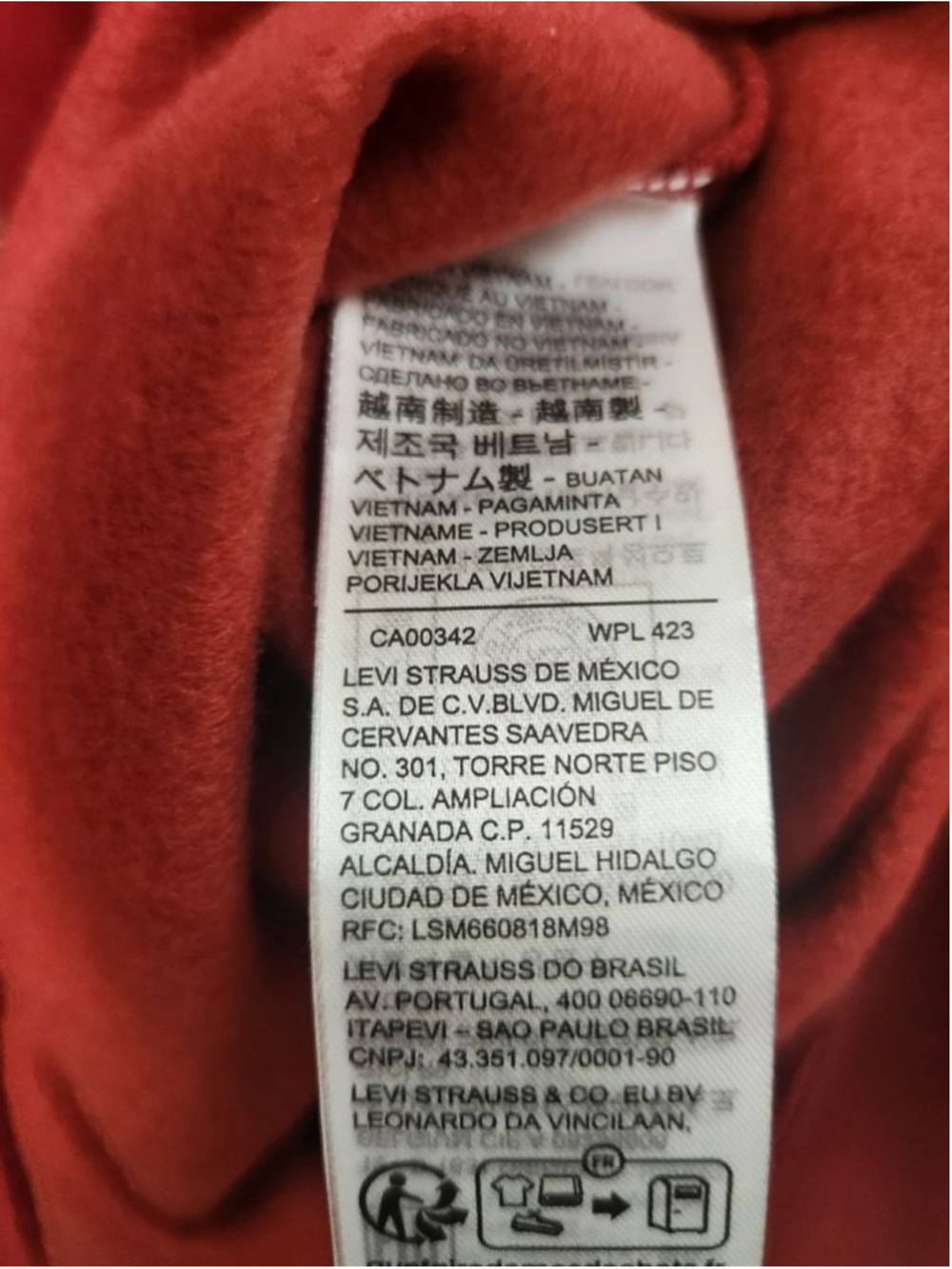 Levi's Red Rhinestone Logo Sweatshirt Medium - Picture 4 of 6